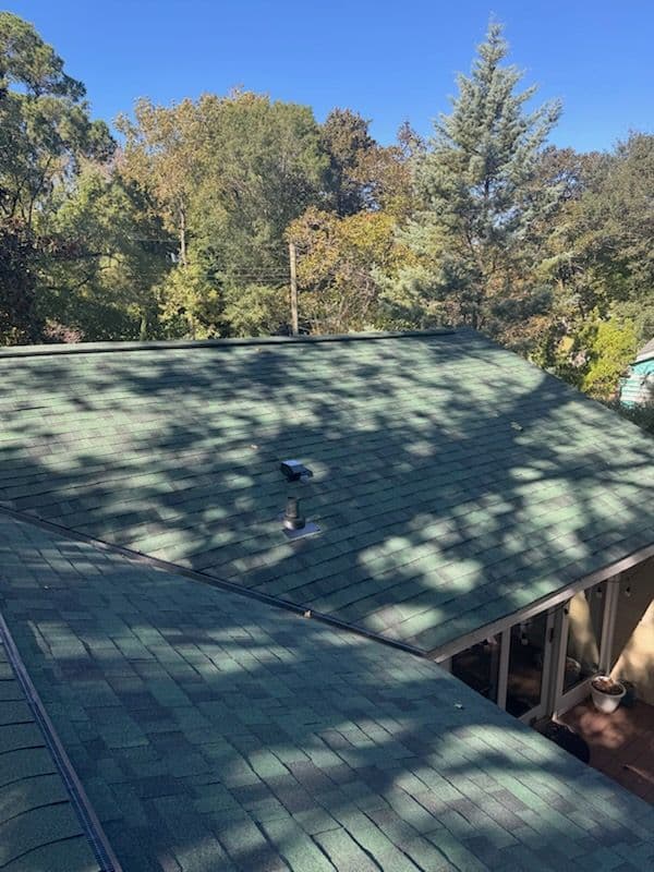 Gallery photos for Chateau Green Asphalt Shingle Roof Transformation in Wilmington: Image #1